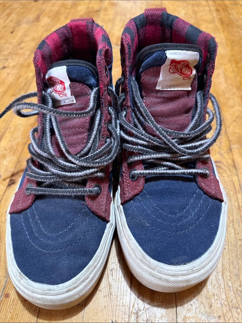 Custom winter Vans Kids High-Top Skate Shoes in Navy and Burgundy
